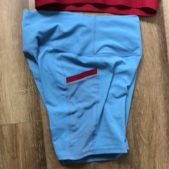 ✨2/$75 ✨ Fabletics Plunge 2-Piece Outfit - Picture 5 of 14